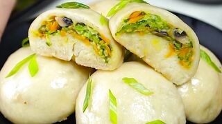 Zucchini pan fried buns