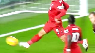 Firmino sendo Firmino ????????