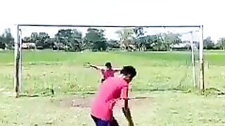 Kiper  reflek nya terbaik
