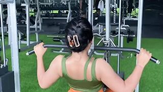 Girl Exercise In Gym #girl #gym
