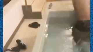 Mbappe-funny-prank-on-Neymar-in-PSG-training