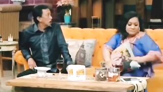 Desta marah istri nya di peluk