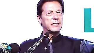 The Motivational Speach of Imran Khan Life Cannot Going to Strate Line