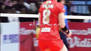 Baju sampai kebuka saat Fran terbang