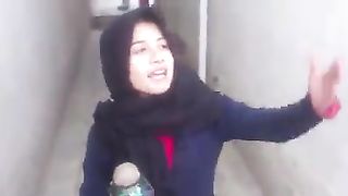 اس لڑکی کو سلام