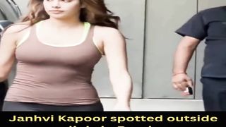 Janhvi Kapoor spotted outside clinic in Bandra #janhvikapoor #shorts #short #trending #viral #bollywood #shortvideo
