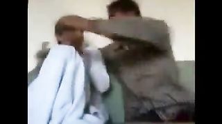 Desi Pakistani school girl kissing in hotel room