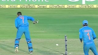 0 IQ Moments in Cricket