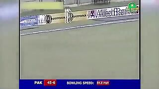Kamran akmal and Abdul razaq great batting against India