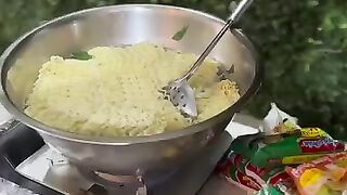 Indonesian mie instan