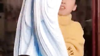 Slime stretching
