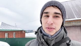 Гоша опять заговорил! Во всей красе встретил гостя