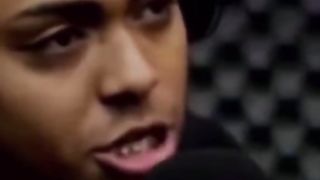 MC lipi é que hoje eu me peguei pensando