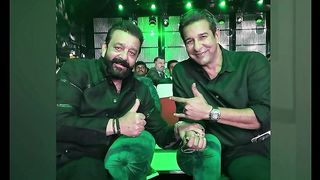 Sanjay Dutt also turned out to be a fan of Wasim Akram