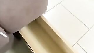 придуманий диван