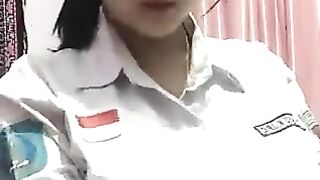 Cantik dan manis