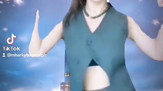 Tiktok dance