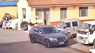 So HUGE! Danger! ???? - pls click ads