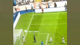 see this bug in fifa hehehe ????