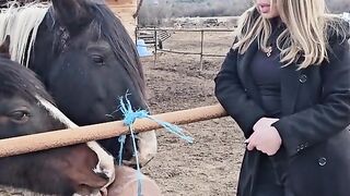 ГАБРИЕЛА ТОДОРОВА ЗАЩО ЖИВЕЯ НА СЕЛО