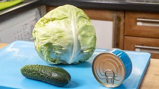 I cook twice a day. Cabbage salad. The secret is in the jar. For only 100 rubles