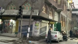 BEAUTIFUL_MASJID_SHAREEF_IN_SAFAKADAL_SRINAGAR_#islam_#kashmir_masjidshareef_#religious_quran