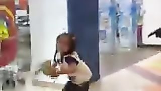 Russian Bodybuilder Helped the Little Girl- Jeezzai Tiktok Videos -jeezzai