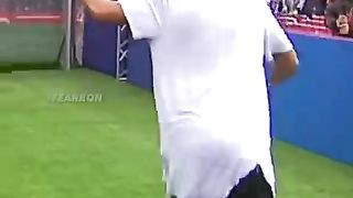 Players vs Robot Goalkeeper Putin