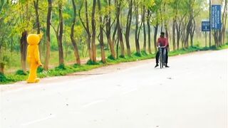 Must Watch New Funny Video 2021 Giant Yellow Teddy Bear New Funny Prank Raipuriya PrankerHi