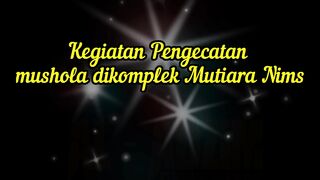 Kerja Bakti pengecatan mushola