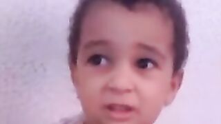 Meu filho cantor kkkkk