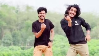 Selfie pulla???? #shorts #dance