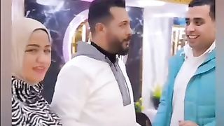 محمد والاء بيعملو اعلانات للمحلات