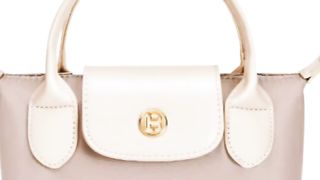 Tas boston tampilan wanita cantik kekinian