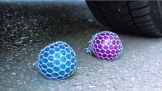 Esmagando coisas crocantes e macias de carro! CARRO EXPERIMENTAL vs PEPSI, COCA COLA, FANTA