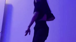 Jennie - ‘Sad Girlz Luv Money’ Mirror Dance Cover
