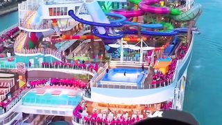 The world’s largest cruise ship, Icon Of The Seas is HERE @royalcaribbean  Icon of the Seas will hold up to 7,600 passengers and