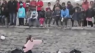 First Pakistani Figure Skater Mallak Faisal ???????? ???? Altit Hunza, Gilgit Baltistan