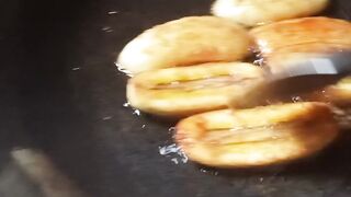 Cooking babanaque..sweet banana