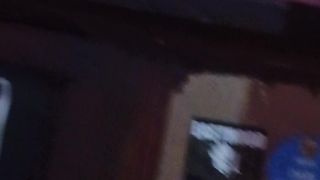 Menyendiri Di atas Lemari