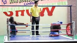Orangutan Boxing