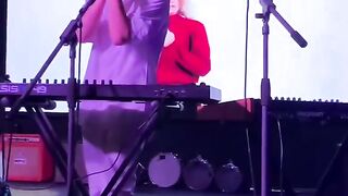 Музика нова