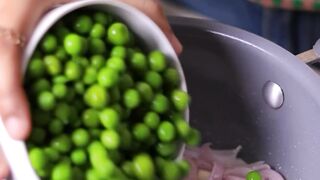Green pea soup