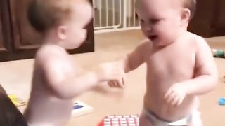 How to stop babies fighting
