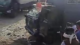 KPK AWAAM vs POLICE