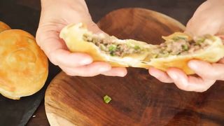 How to Make Chinese Beef Puff Pastry Pies _ The technique for getting the puff pastry is very easy