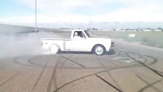 Action Rotating movement of chevrolet truck