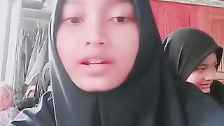Cantik pintar baca