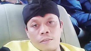 KETIKA BERSANTAI FIDALAM MOBIL