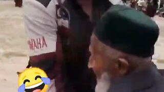 Oʻzi qari koʻngli yosh otaxon